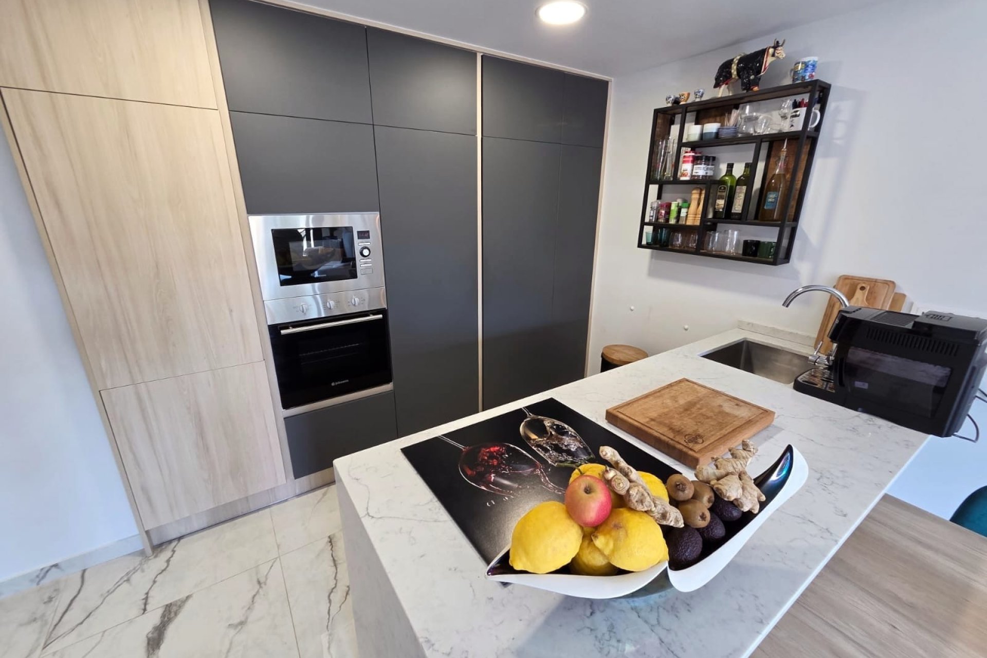 Resale - Apartment -
Los Altos