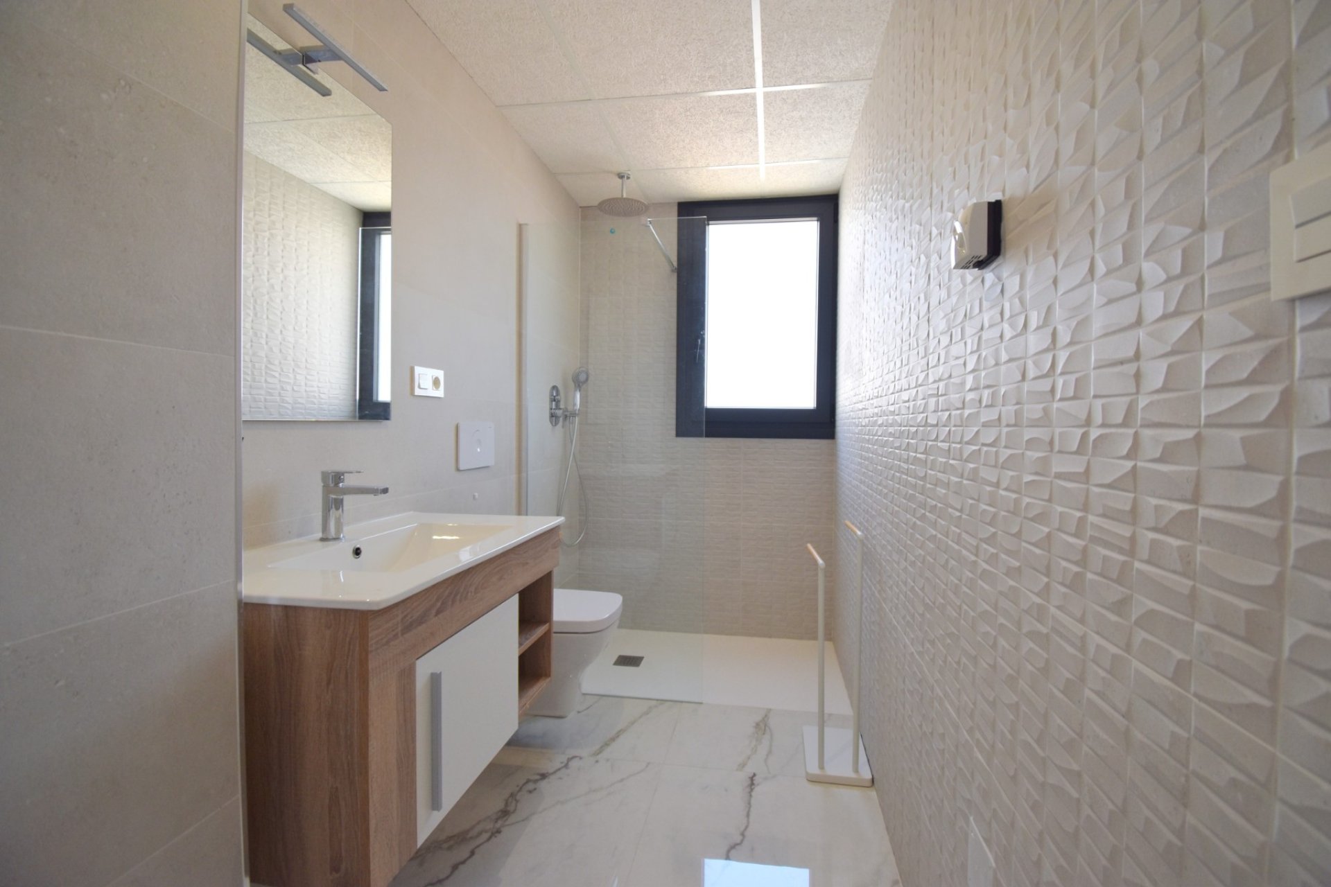 Resale - Apartment -
Los Altos
