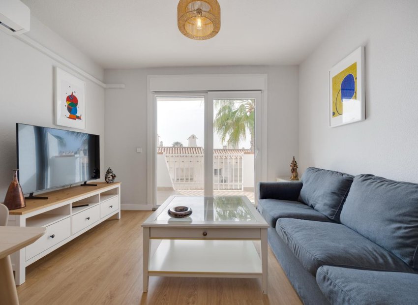 Resale - Apartment -
Orihuela Costa - Aguamarinas