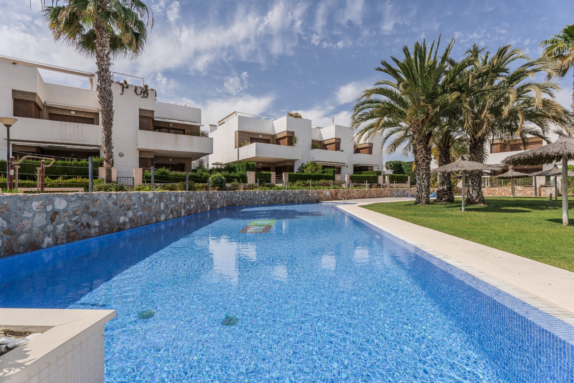 Resale - Apartment -
Orihuela Costa - La Zenia