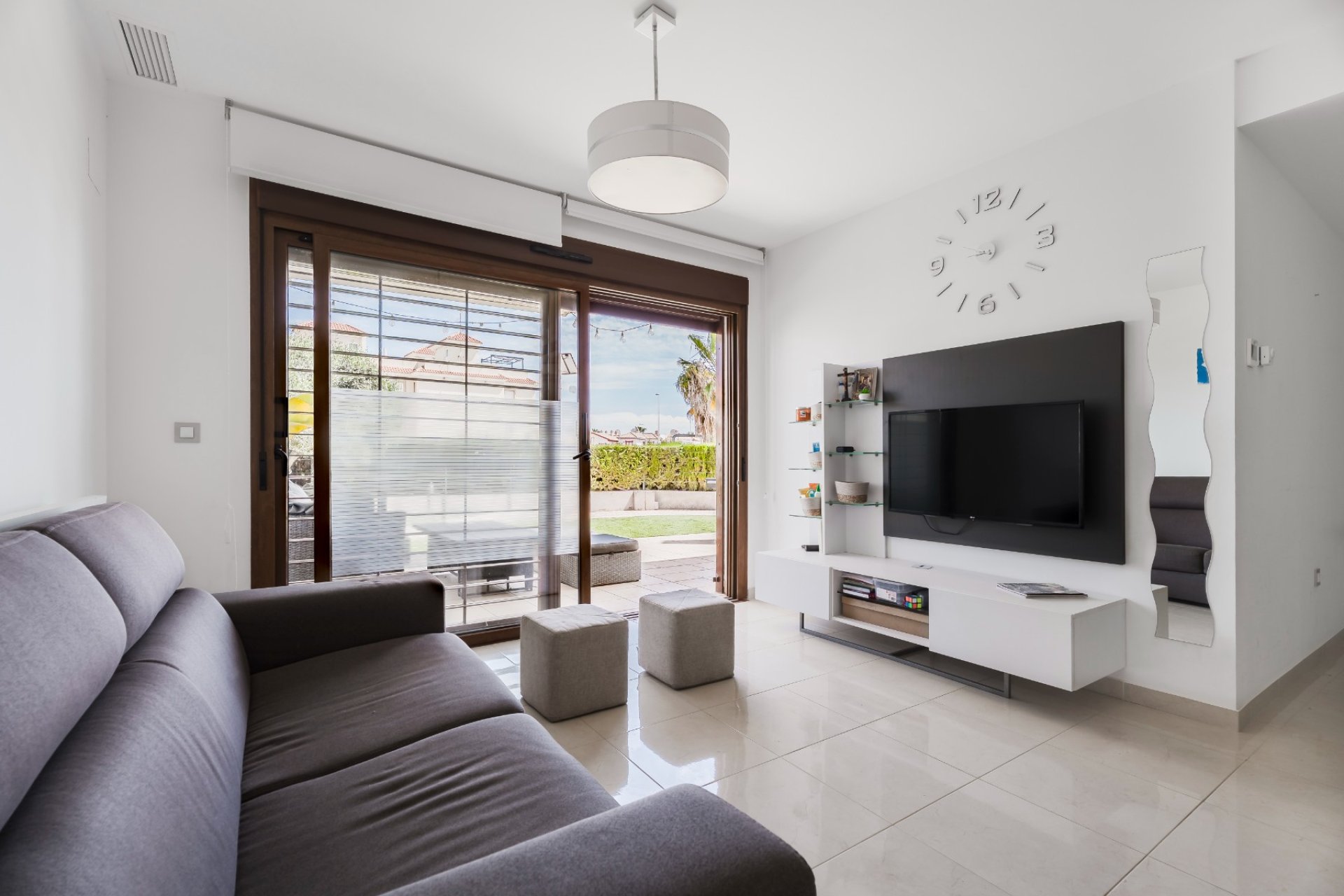 Resale - Apartment -
Orihuela Costa - La Zenia