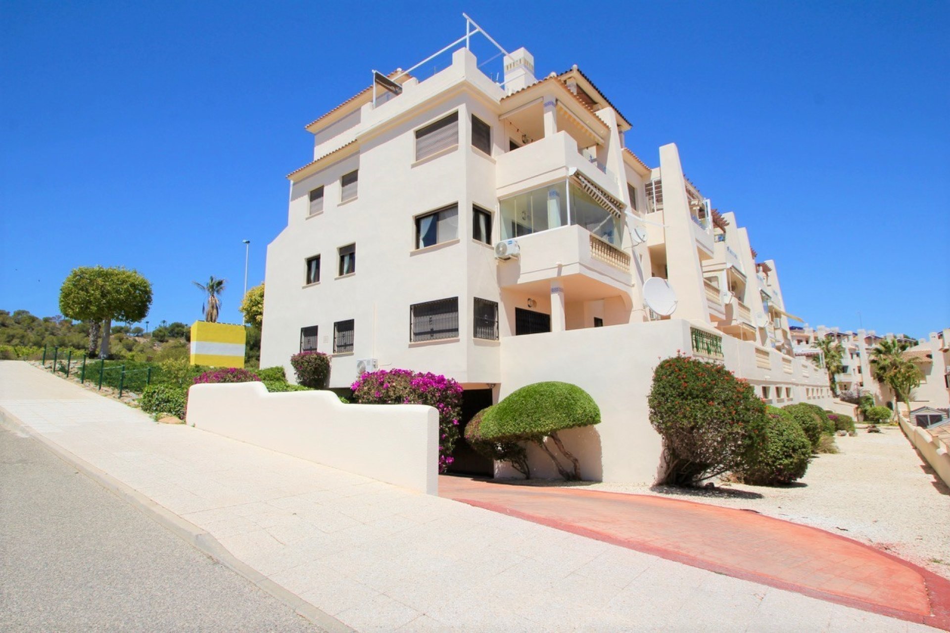 Resale - Apartment -
Orihuela Costa - Lomas de Cabo Roig