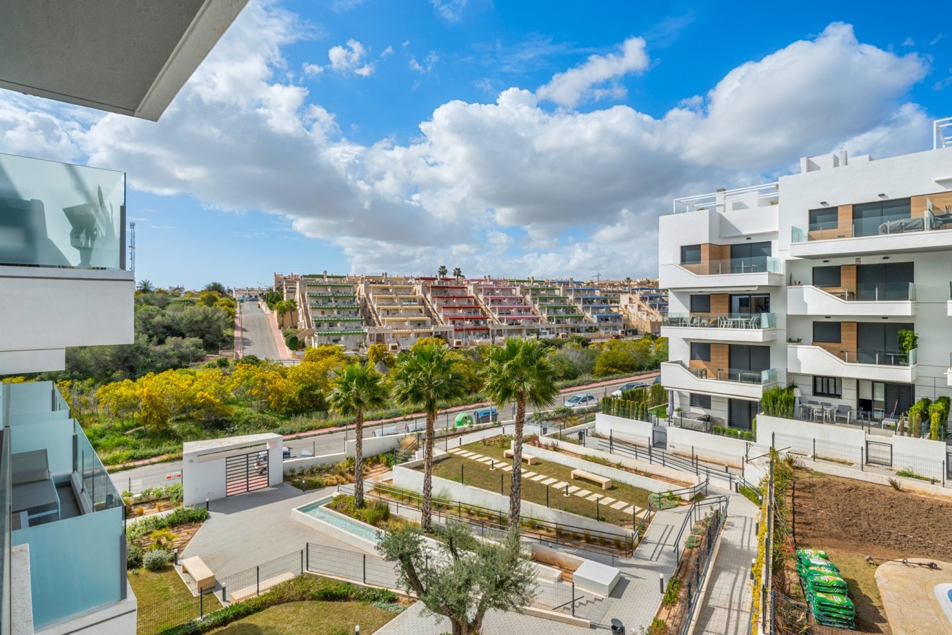 Resale - Apartment -
Orihuela Costa - Los Dolses