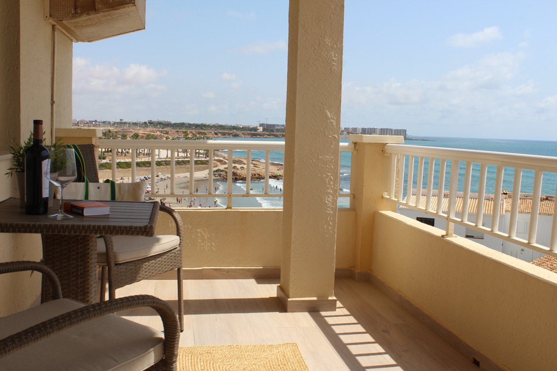 Resale - Apartment -
Orihuela Costa - Playa Flamenca Beach