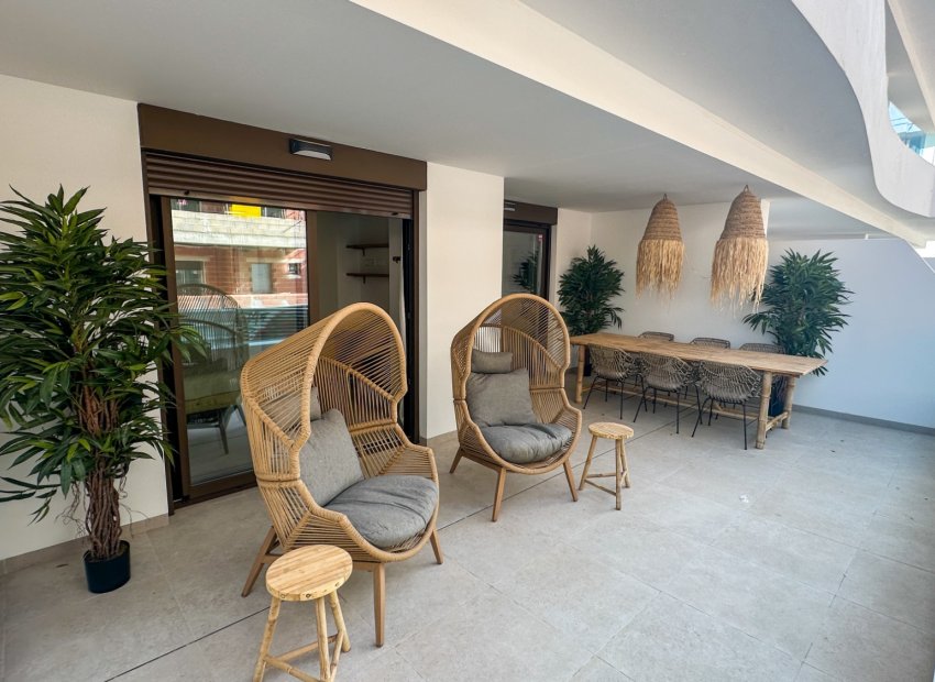 Resale - Apartment -
Orihuela Costa - Playa Flamenca