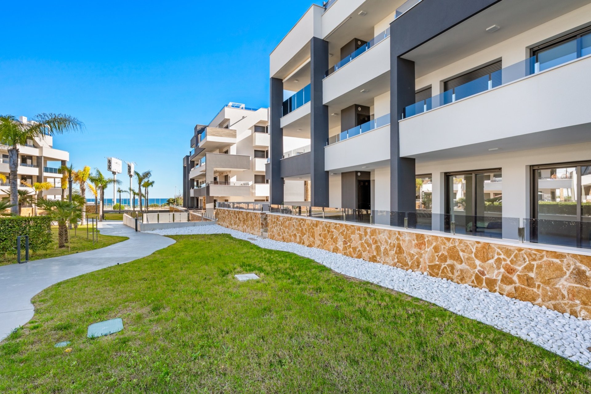 Resale - Apartment -
Orihuela Costa - Playa Flamenca