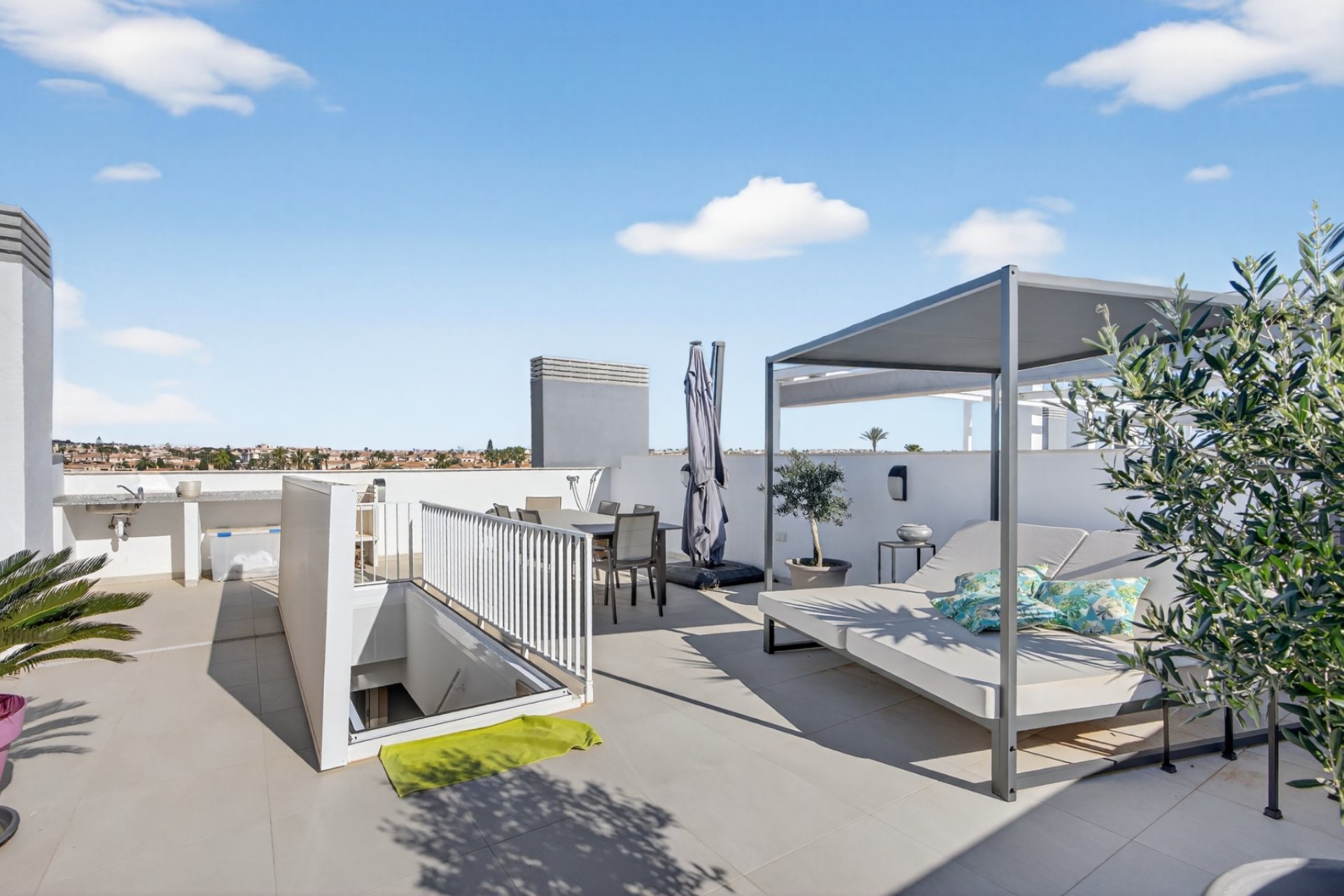 Resale - Apartment -
Orihuela Costa - Playa Flamenca