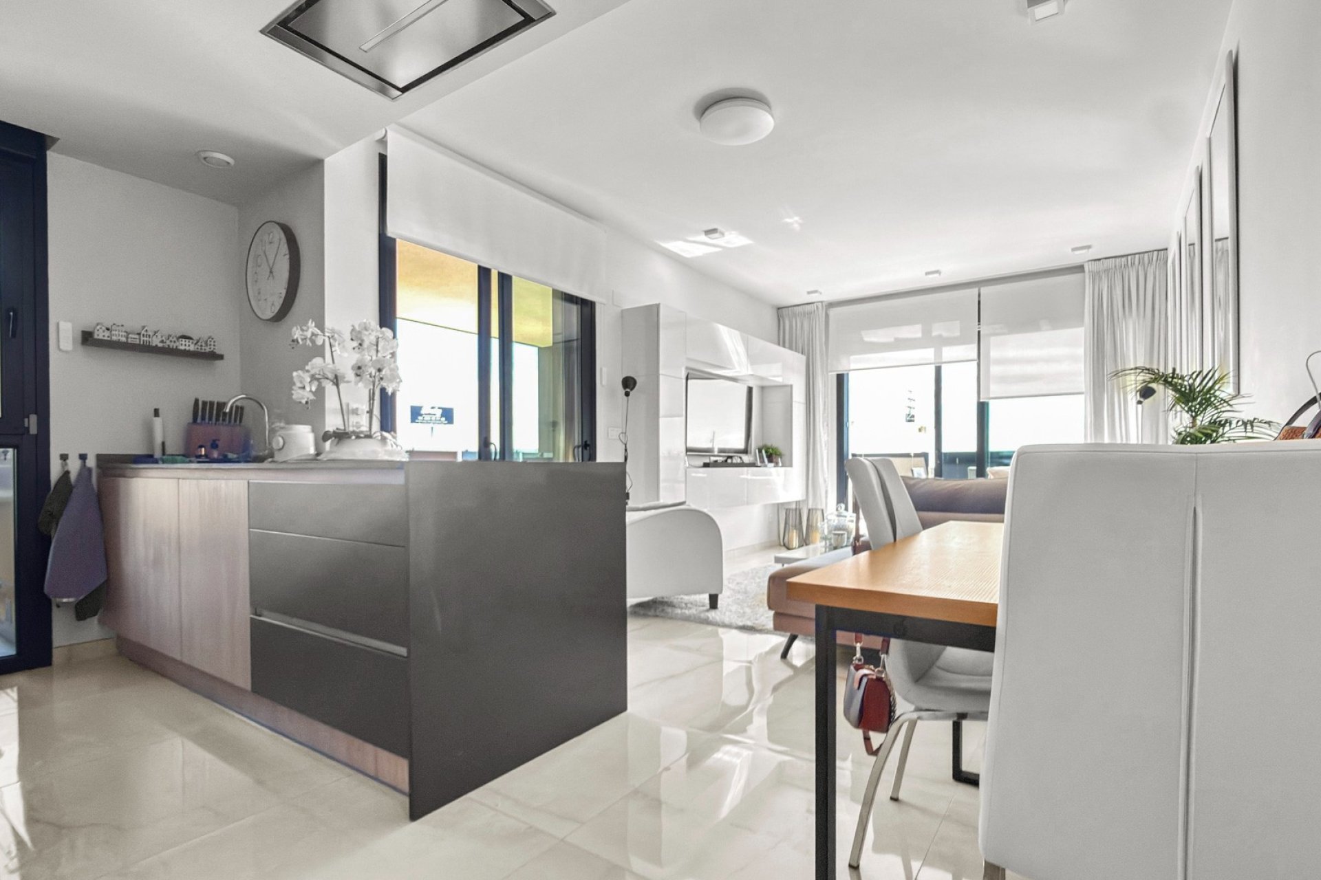 Resale - Apartment -
Orihuela Costa - Playa Flamenca
