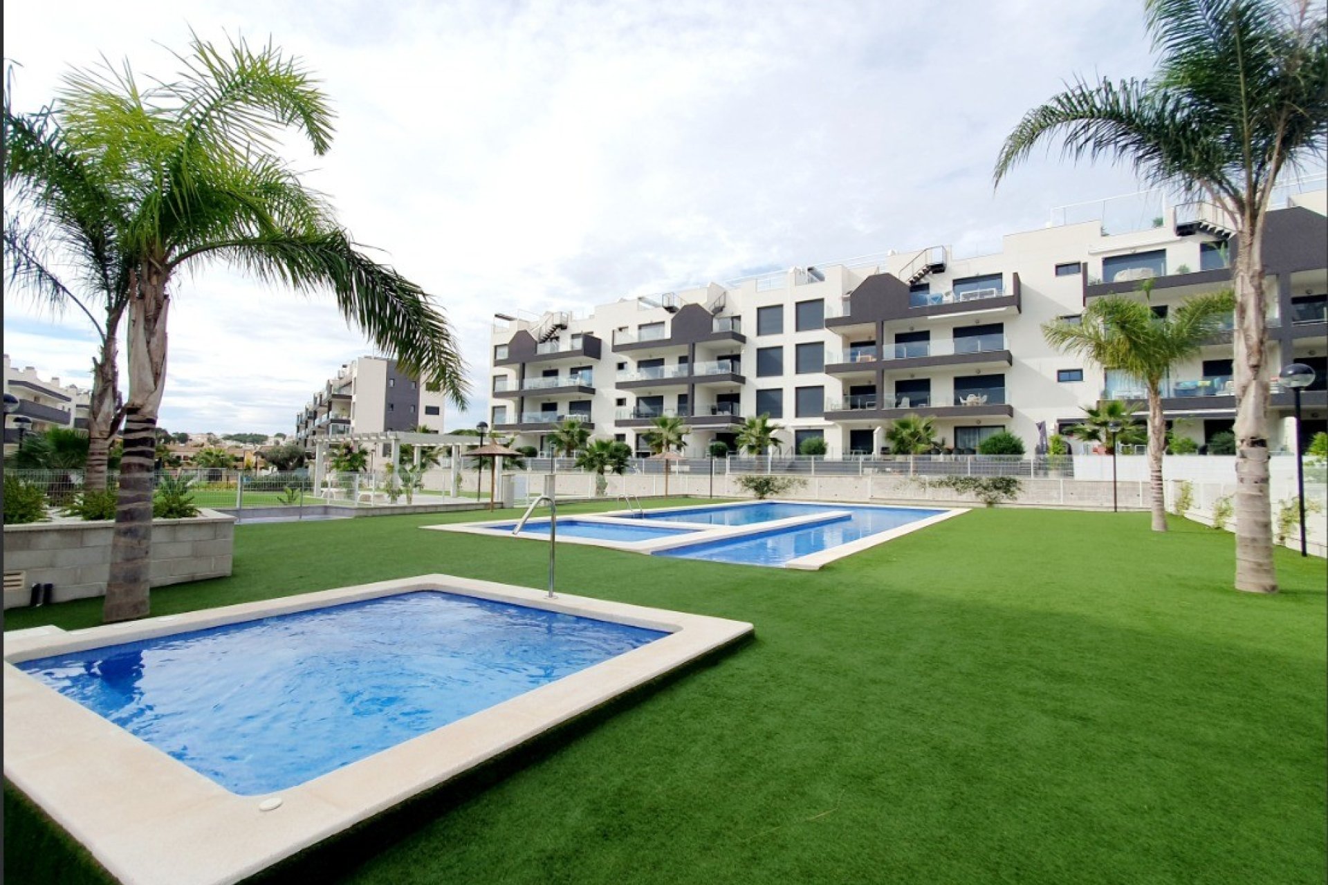 Resale - Apartment -
Orihuela Costa - Villamartin