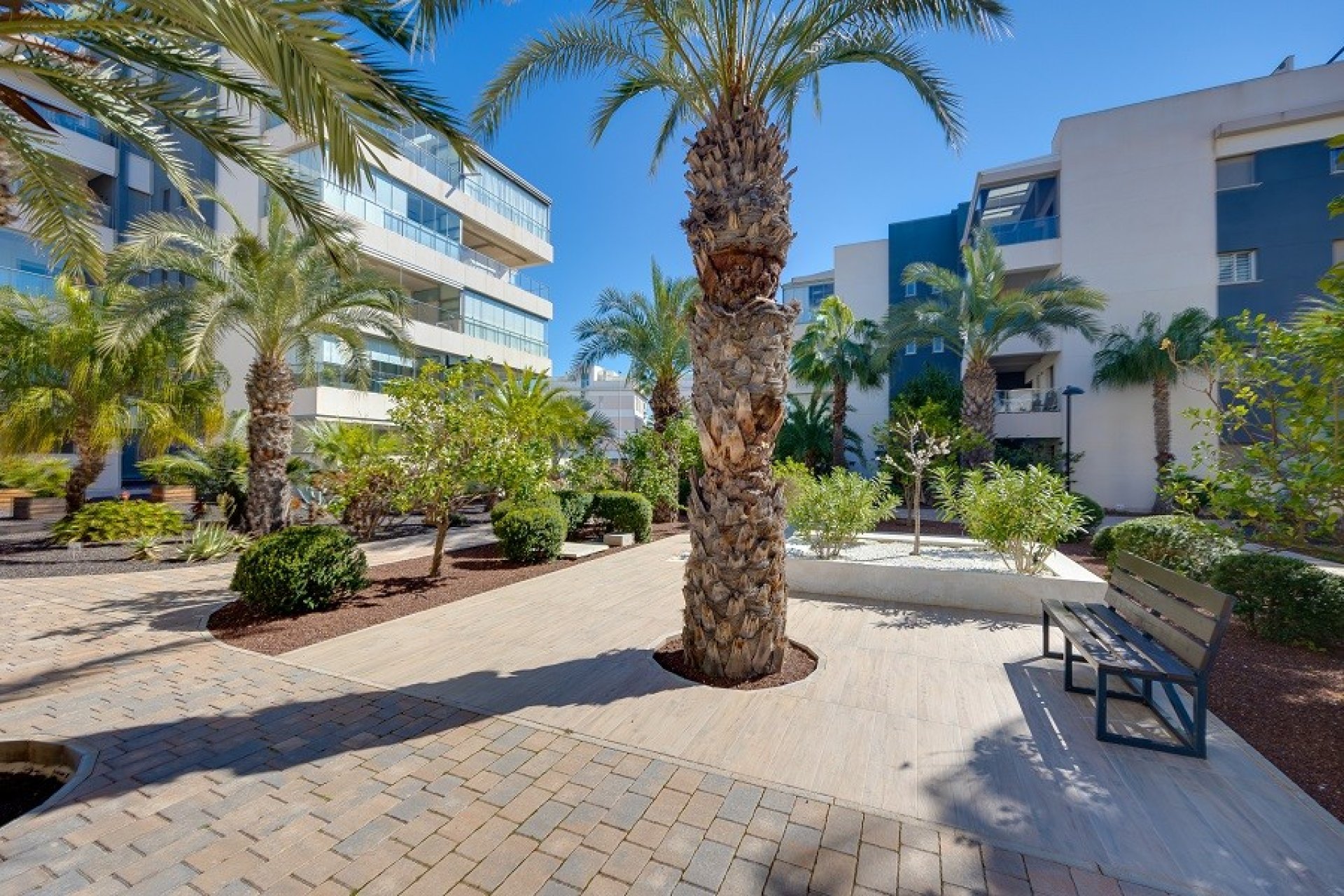 Resale - Apartment -
Orihuela Costa - Villamartin