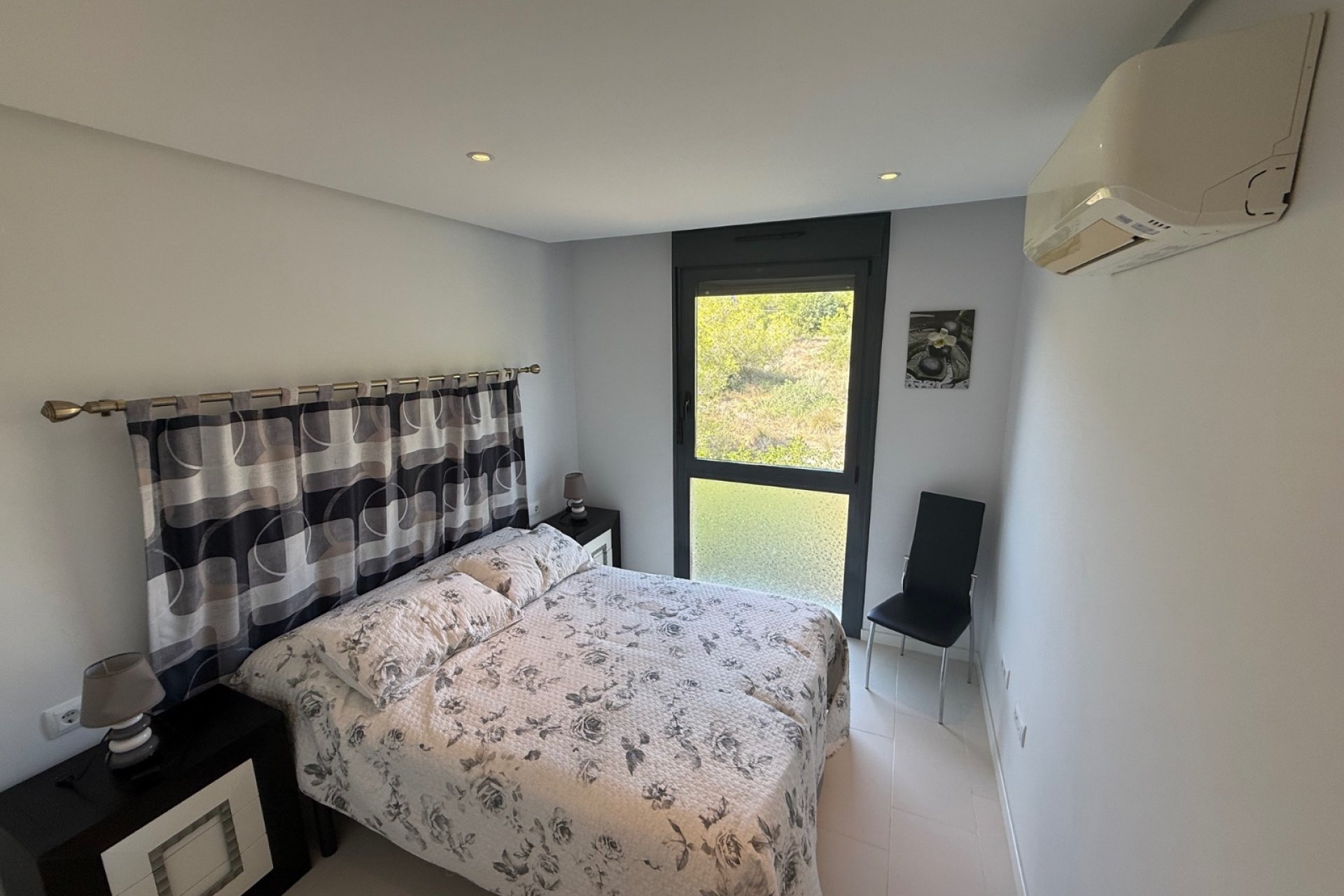 Resale - Apartment -
Orihuela Costa - Villamartin