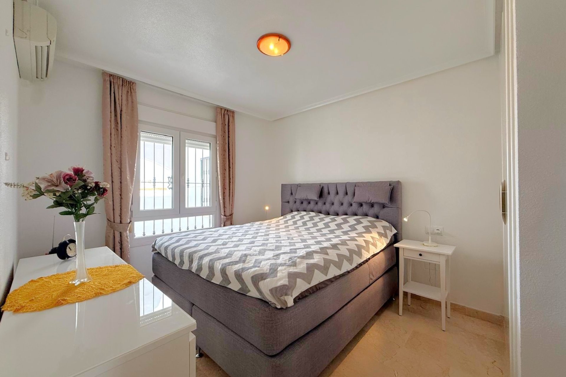 Resale - Apartment -
Orihuela Costa - Villamartin