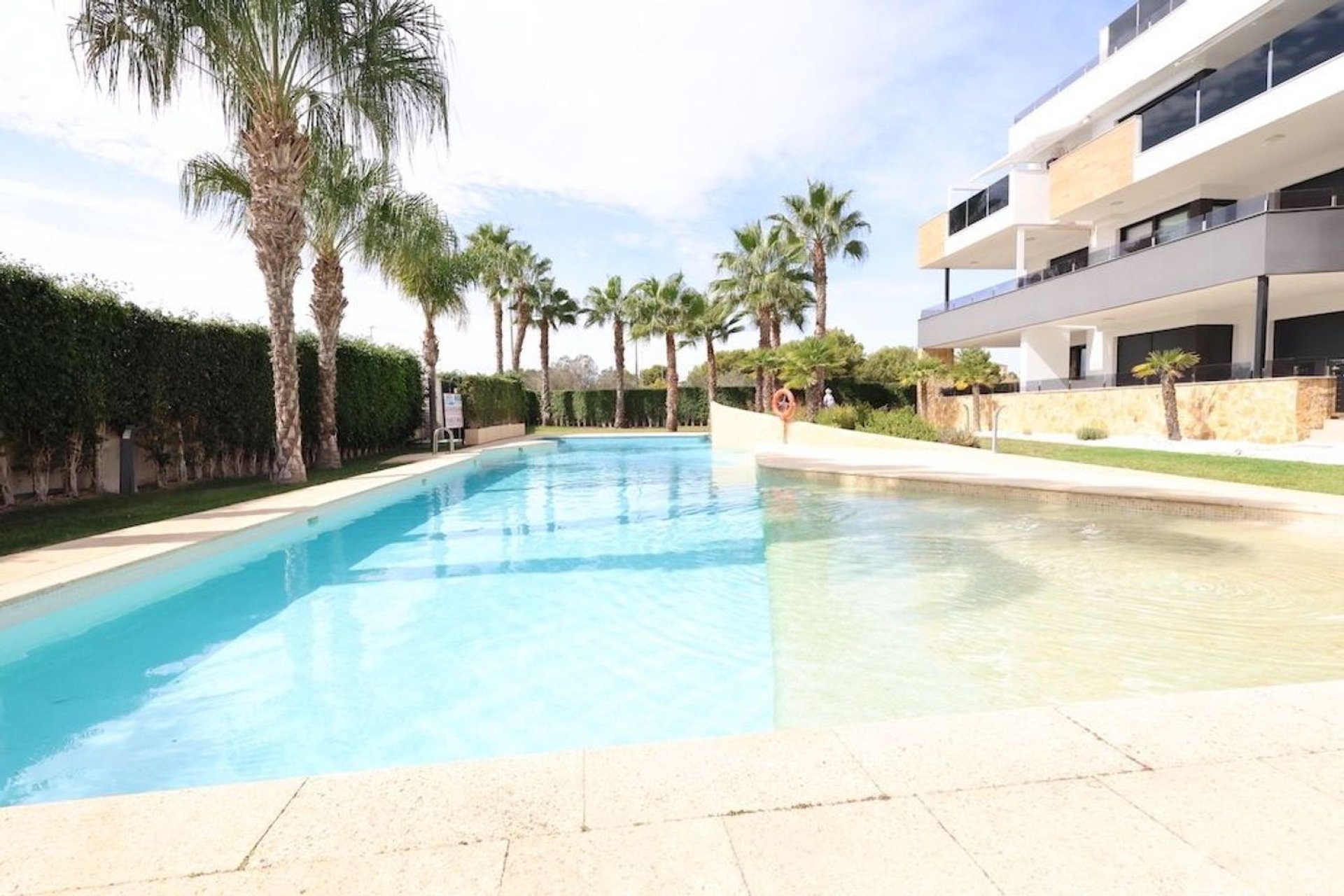 Resale - Apartment -
Orihuela Costa