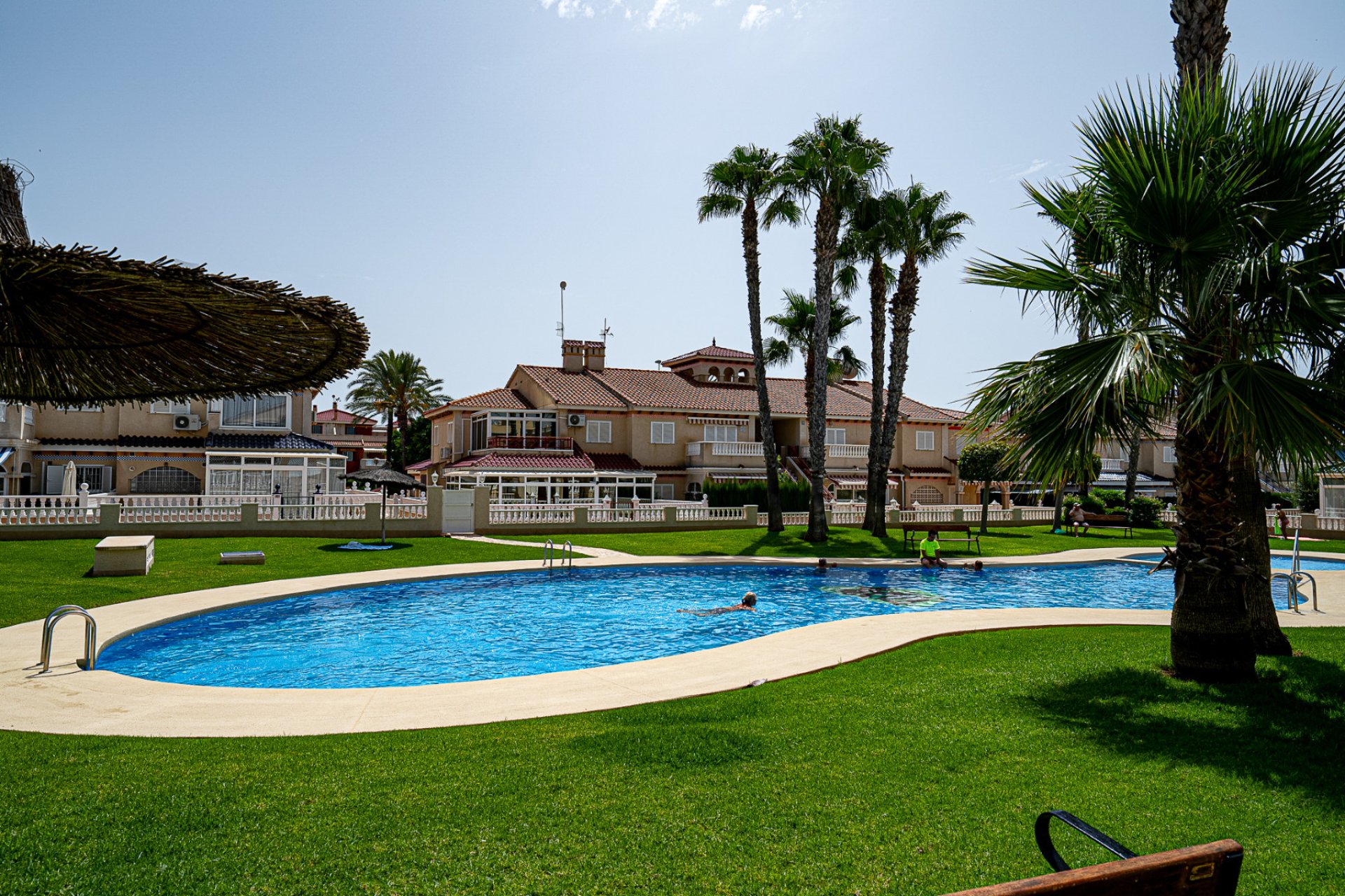 Resale - Apartment -
Playa Flamenca - Zenia Mar