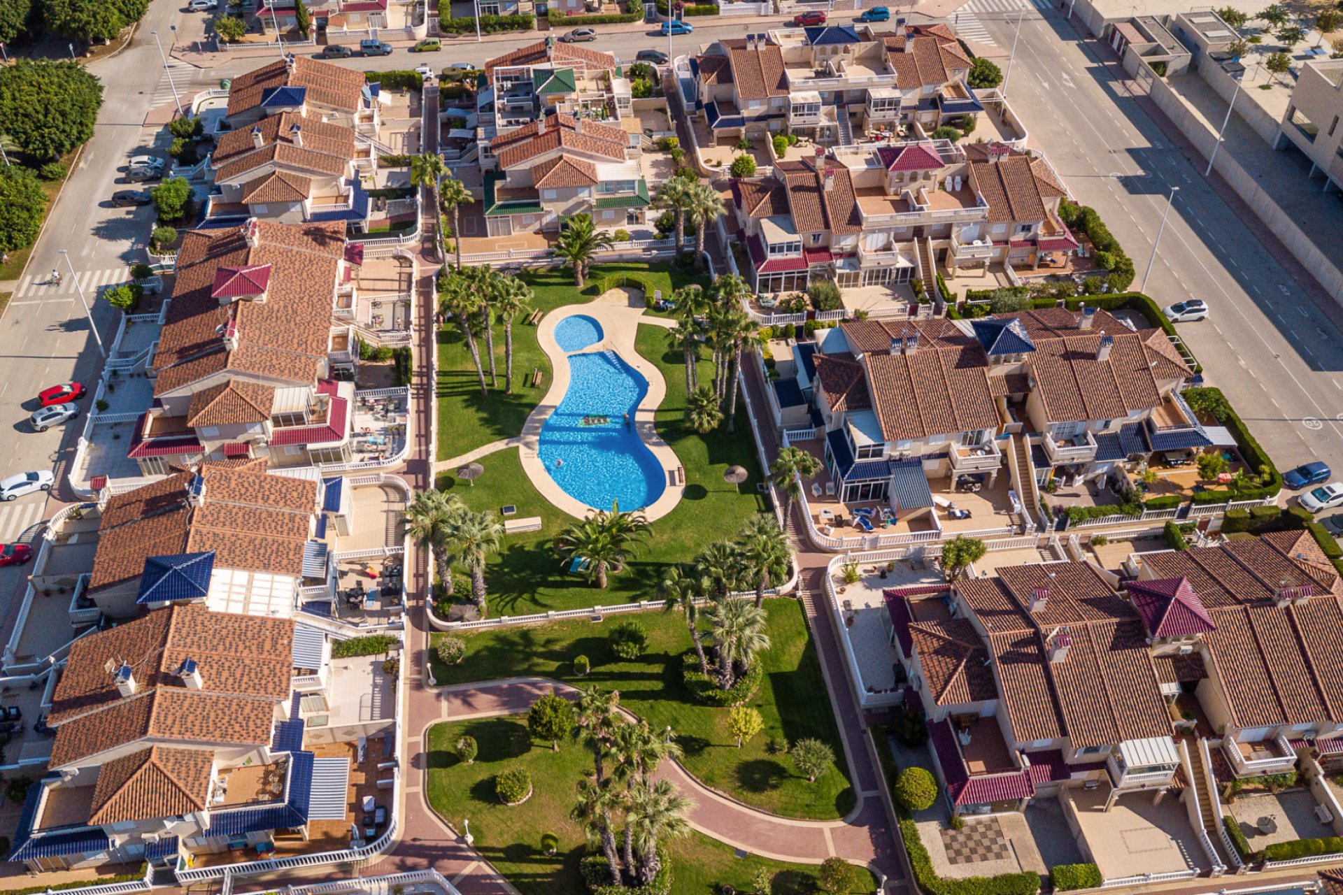 Resale - Apartment -
Playa Flamenca - Zenia Mar