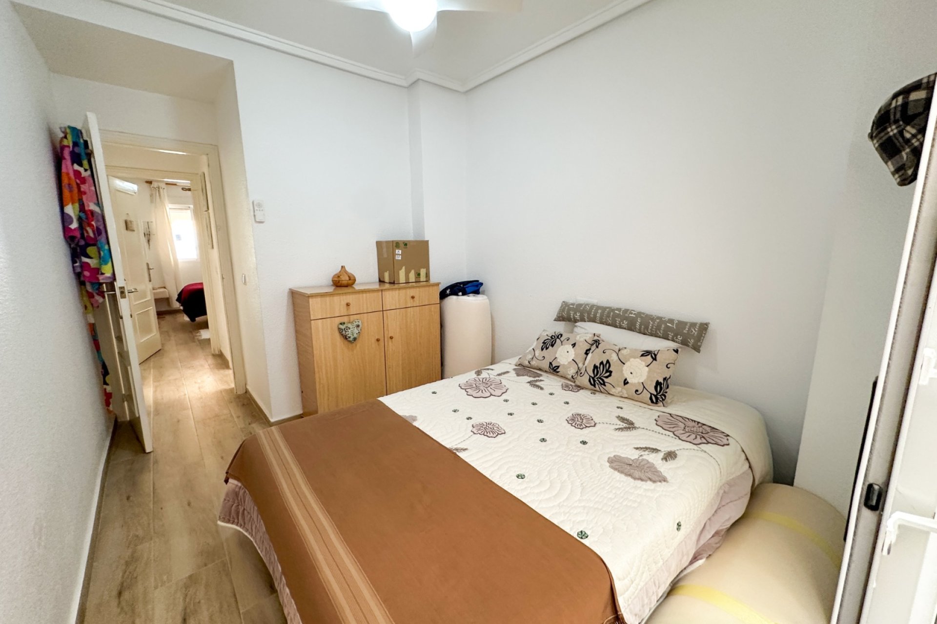 Resale - Apartment -
Torrevieja - Centro
