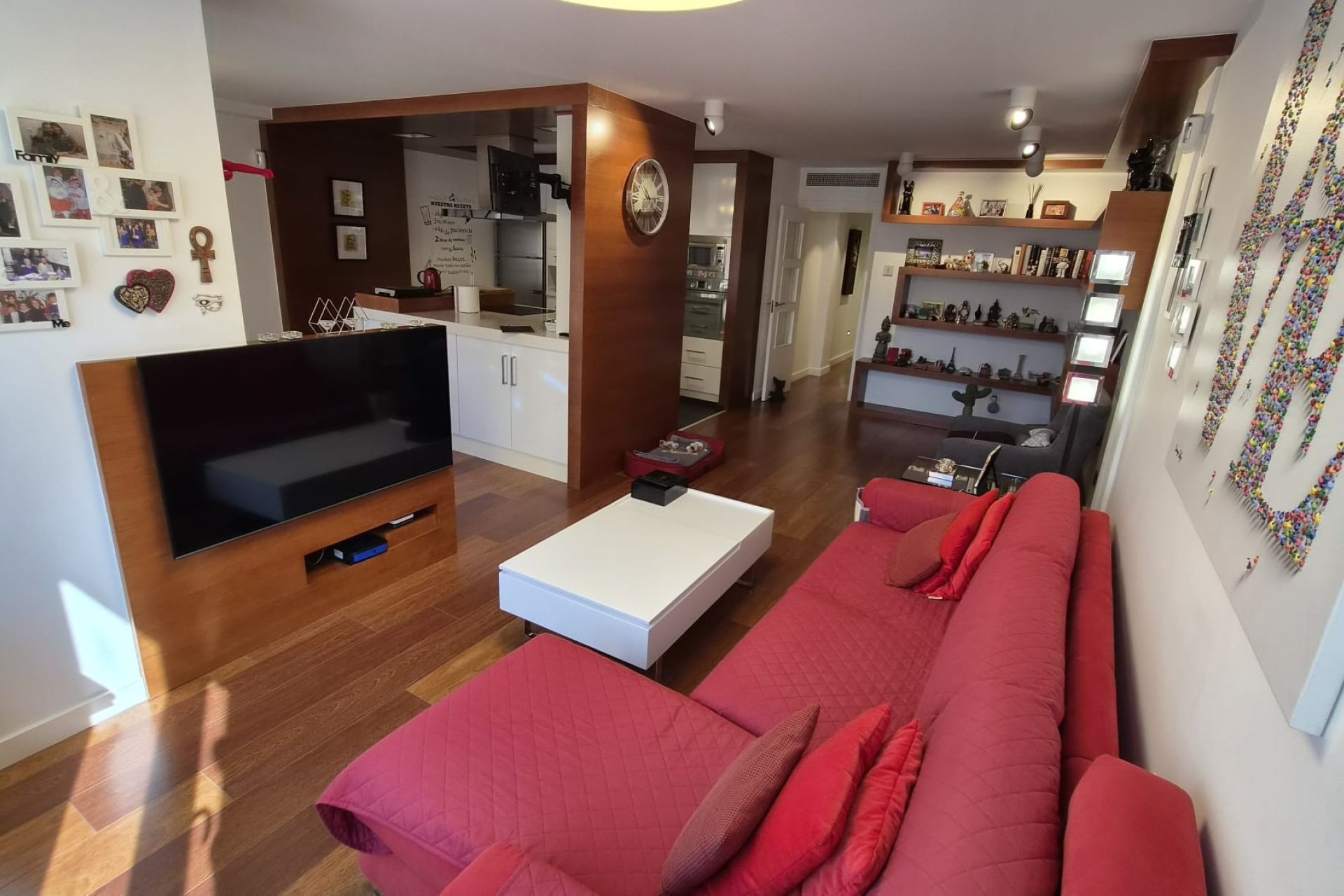 Resale - Apartment -
Torrevieja - Centro