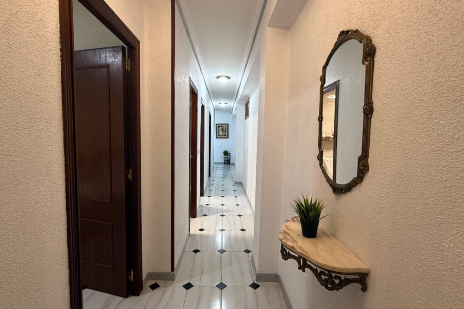 Resale - Apartment -
Torrevieja - Costa Blanca Sur