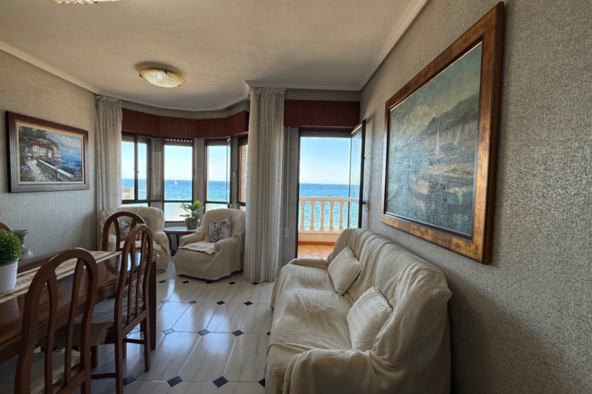 Resale - Apartment -
Torrevieja - Costa Blanca Sur