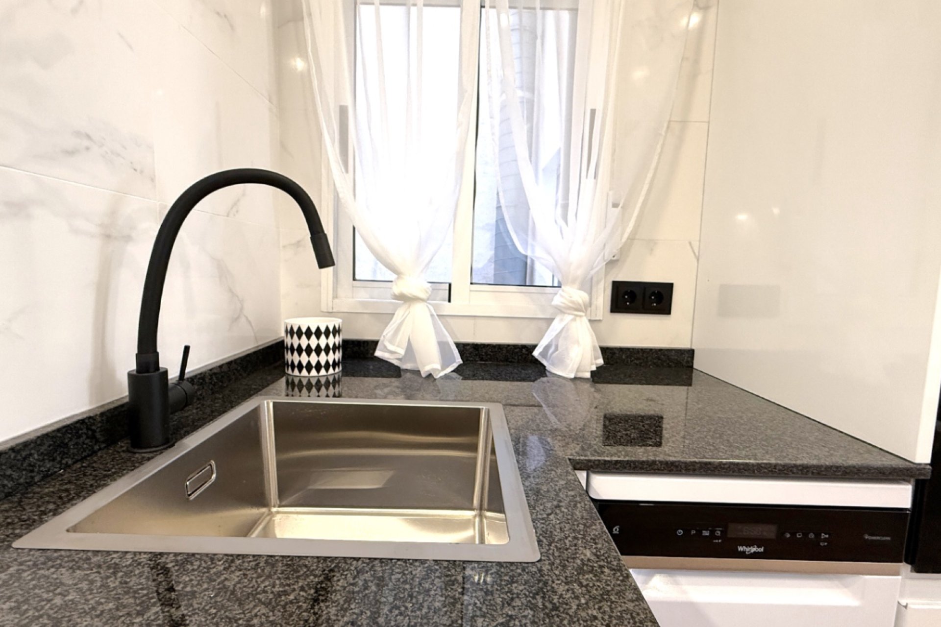 Resale - Apartment -
Torrevieja - Costa Blanca Sur