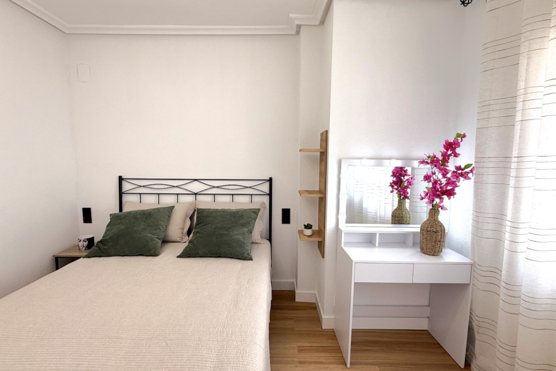 Resale - Apartment -
Torrevieja - Costa Blanca Sur