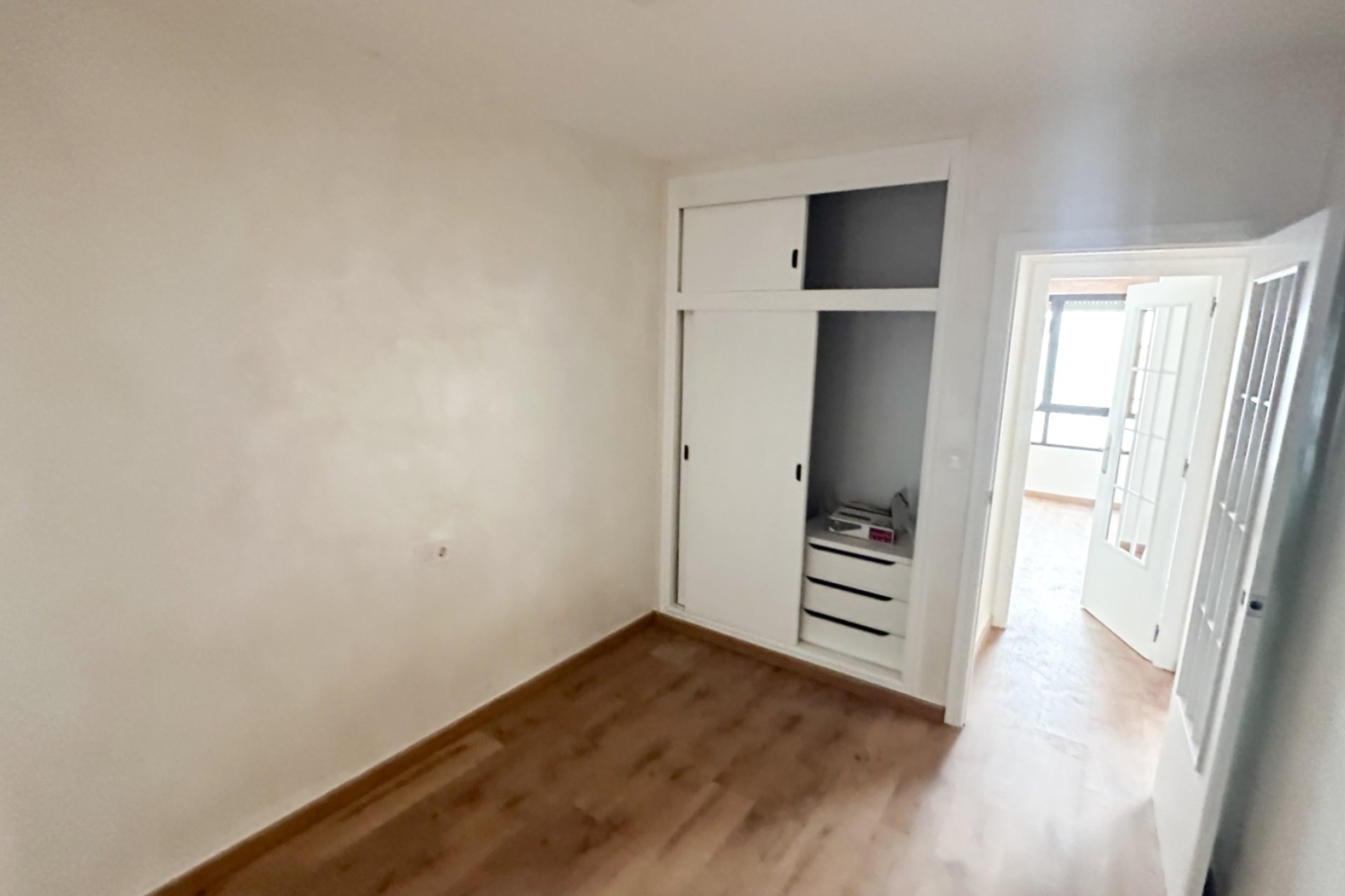 Resale - Apartment -
Torrevieja - Playa de los Locos