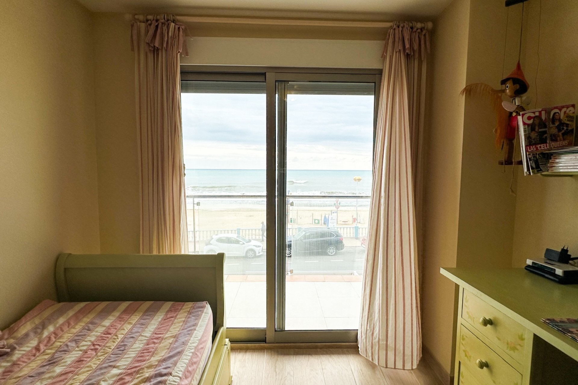 Resale - Apartment -
Torrevieja - Playa de los Locos