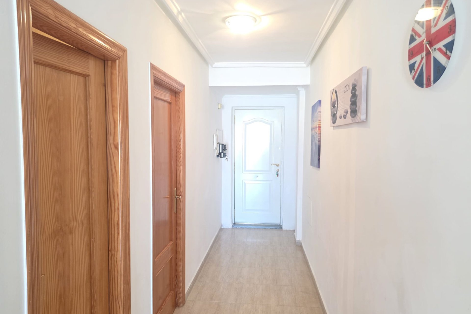 Resale - Apartment -
Villamartín - El Galan 