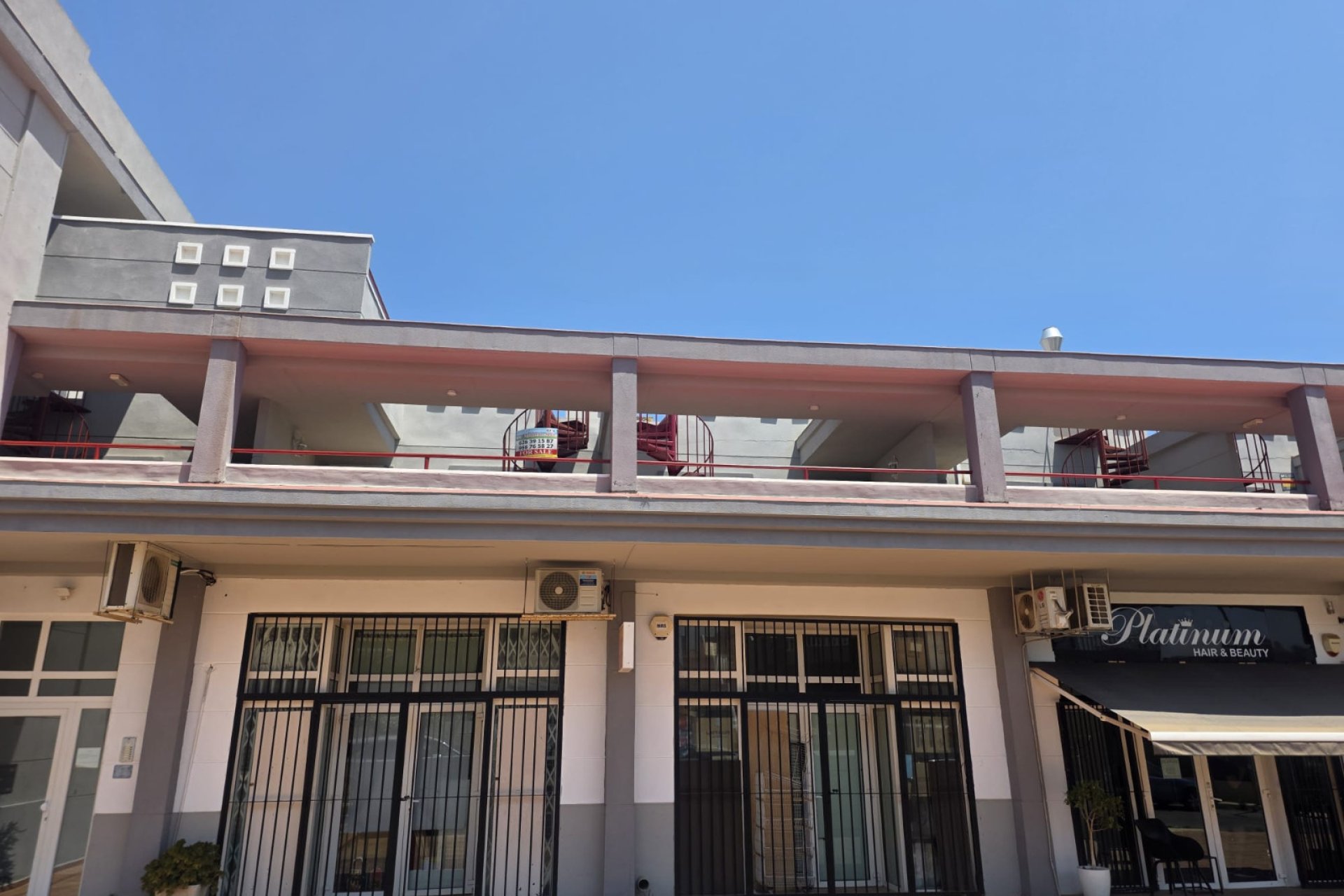 Resale - Apartment -
Villamartín - El Galan 