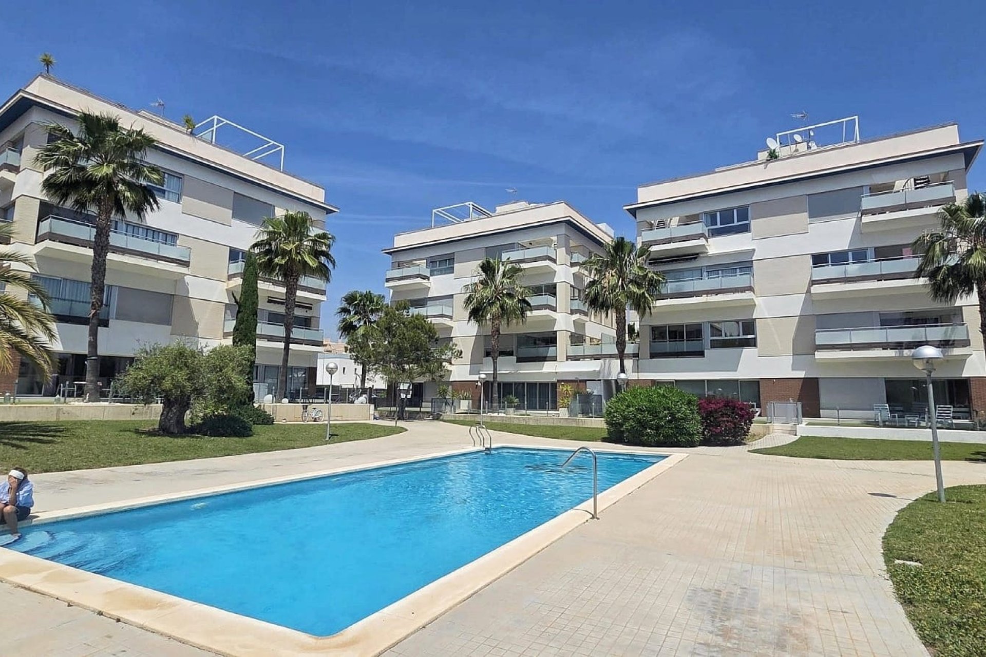 Resale - Apartment -
Villamartín - Los Dolses