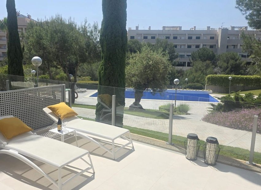 Resale - Apartment -
Villamartín - Los Dolses