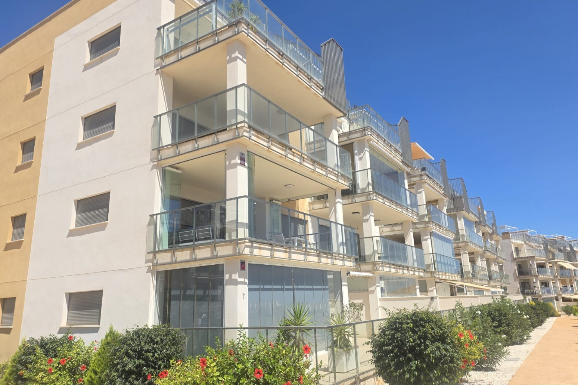 Resale - Apartment -
Villamartín - Los Dolses
