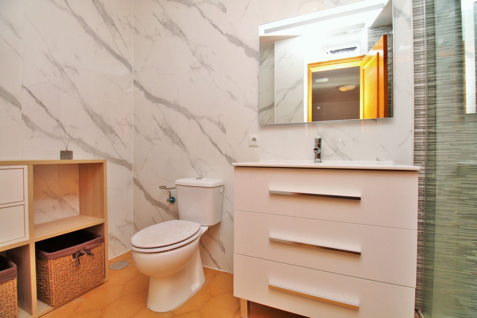 Resale - Apartment -
Villamartín - Villamartin