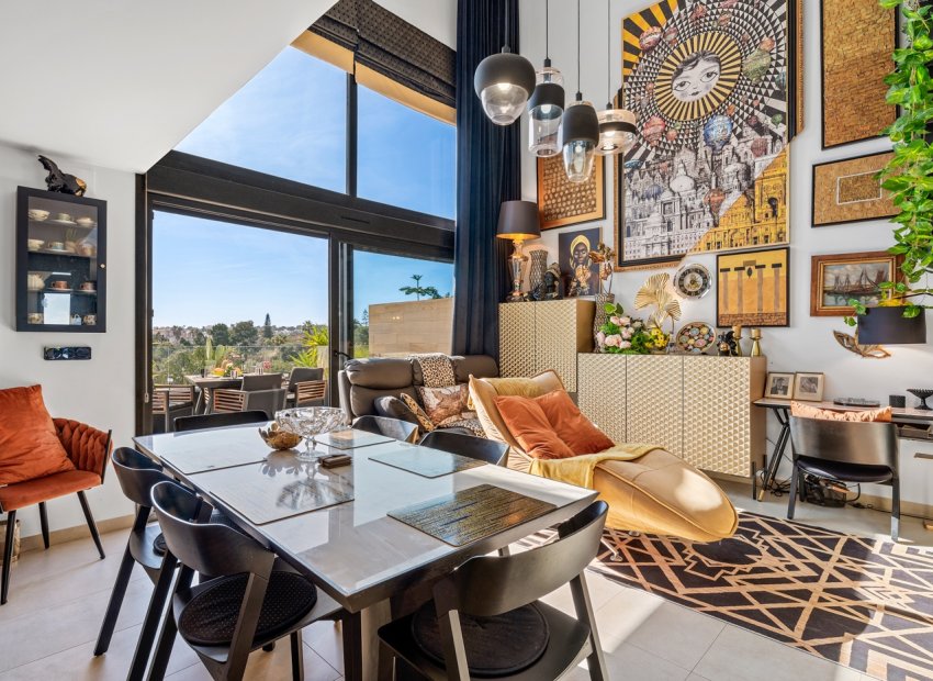 Resale - Apartment -
Villamartín - Villamartin