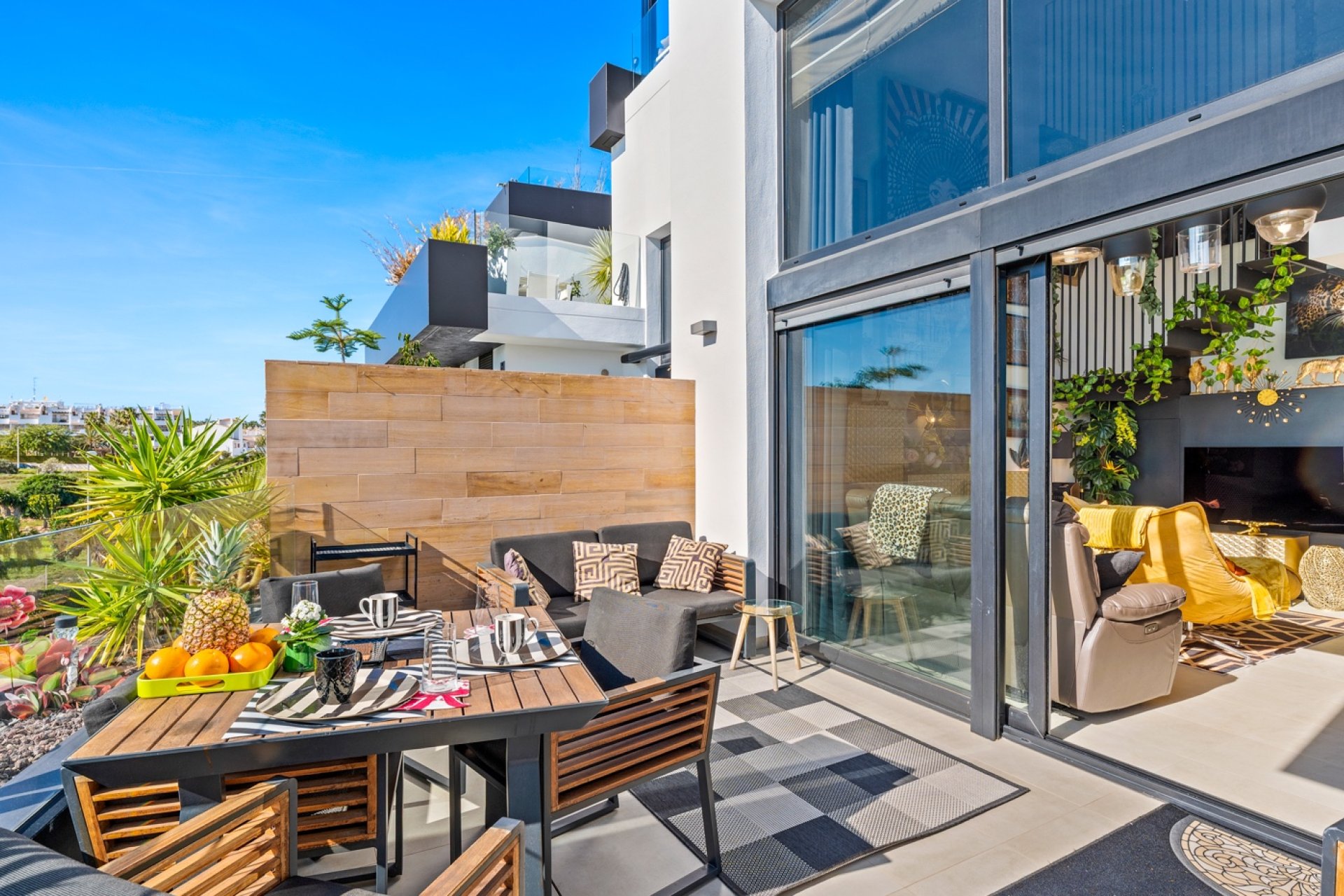 Resale - Apartment -
Villamartín - Villamartin