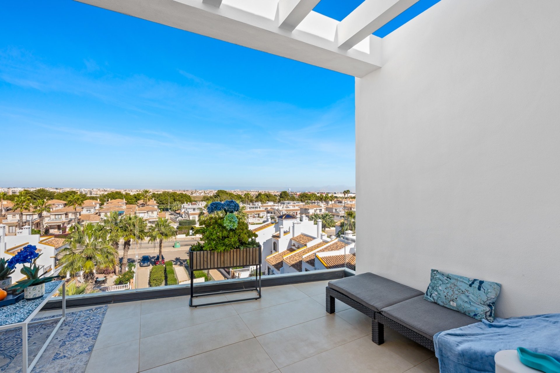 Resale - Apartment -
Villamartín - Villamartin