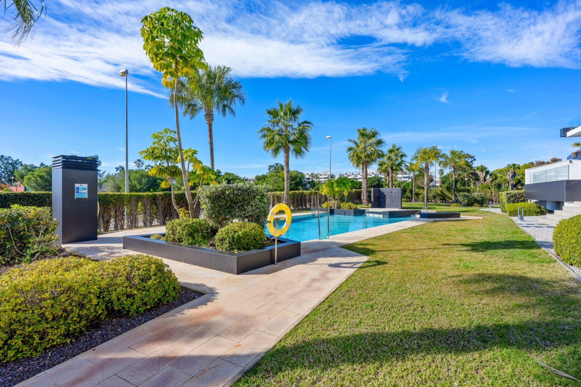 Resale - Apartment -
Villamartín - Villamartin