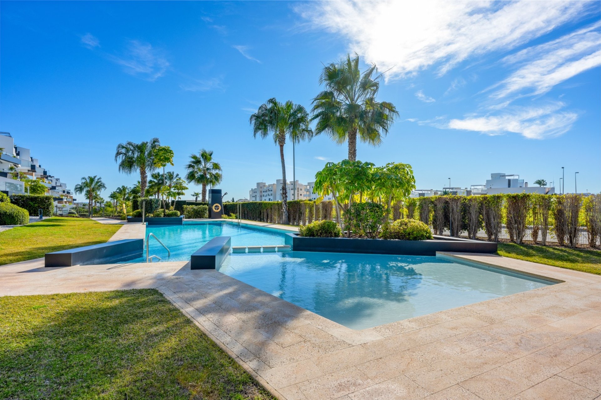 Resale - Apartment -
Villamartín - Villamartin