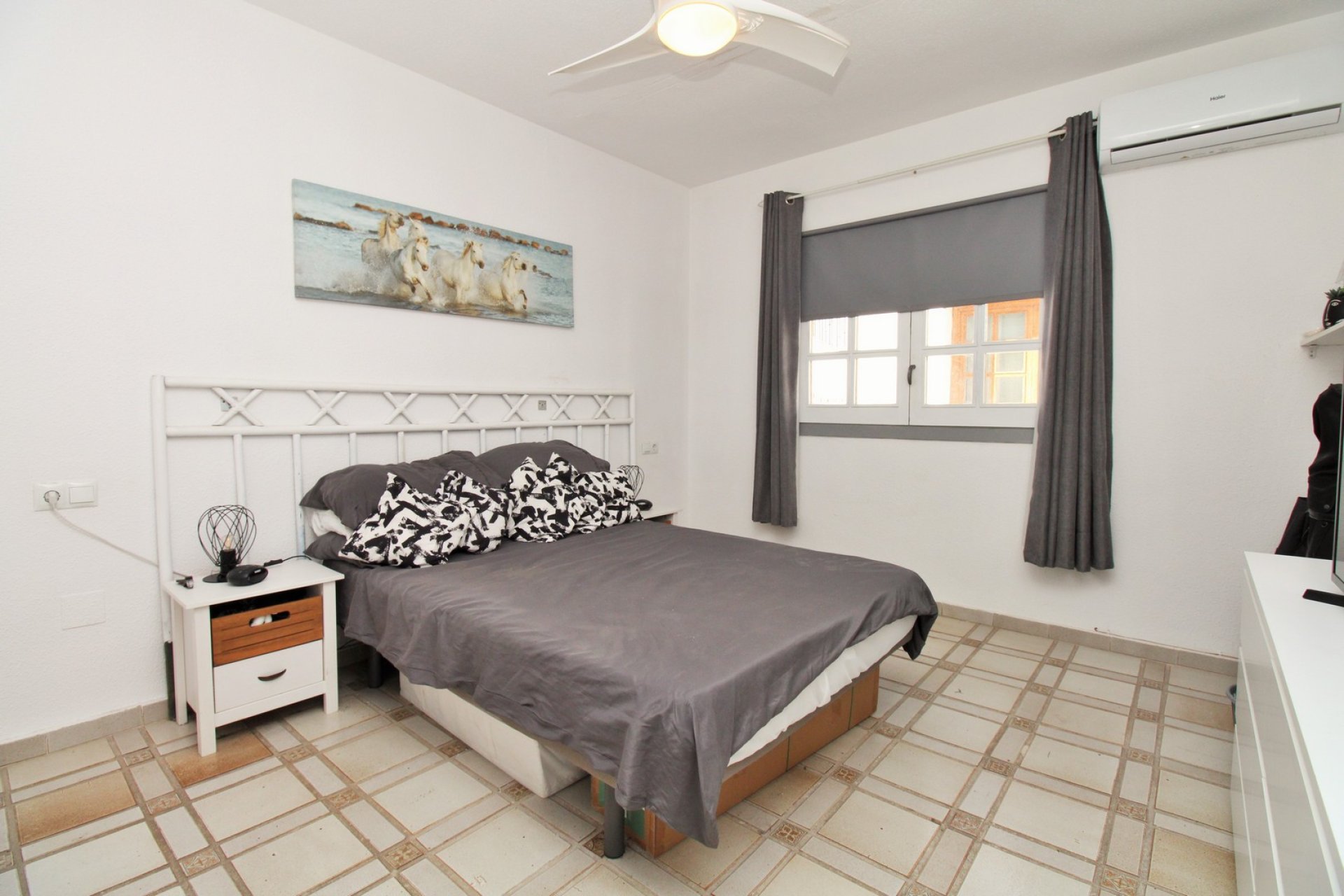 Resale - Apartment -
Villamartín