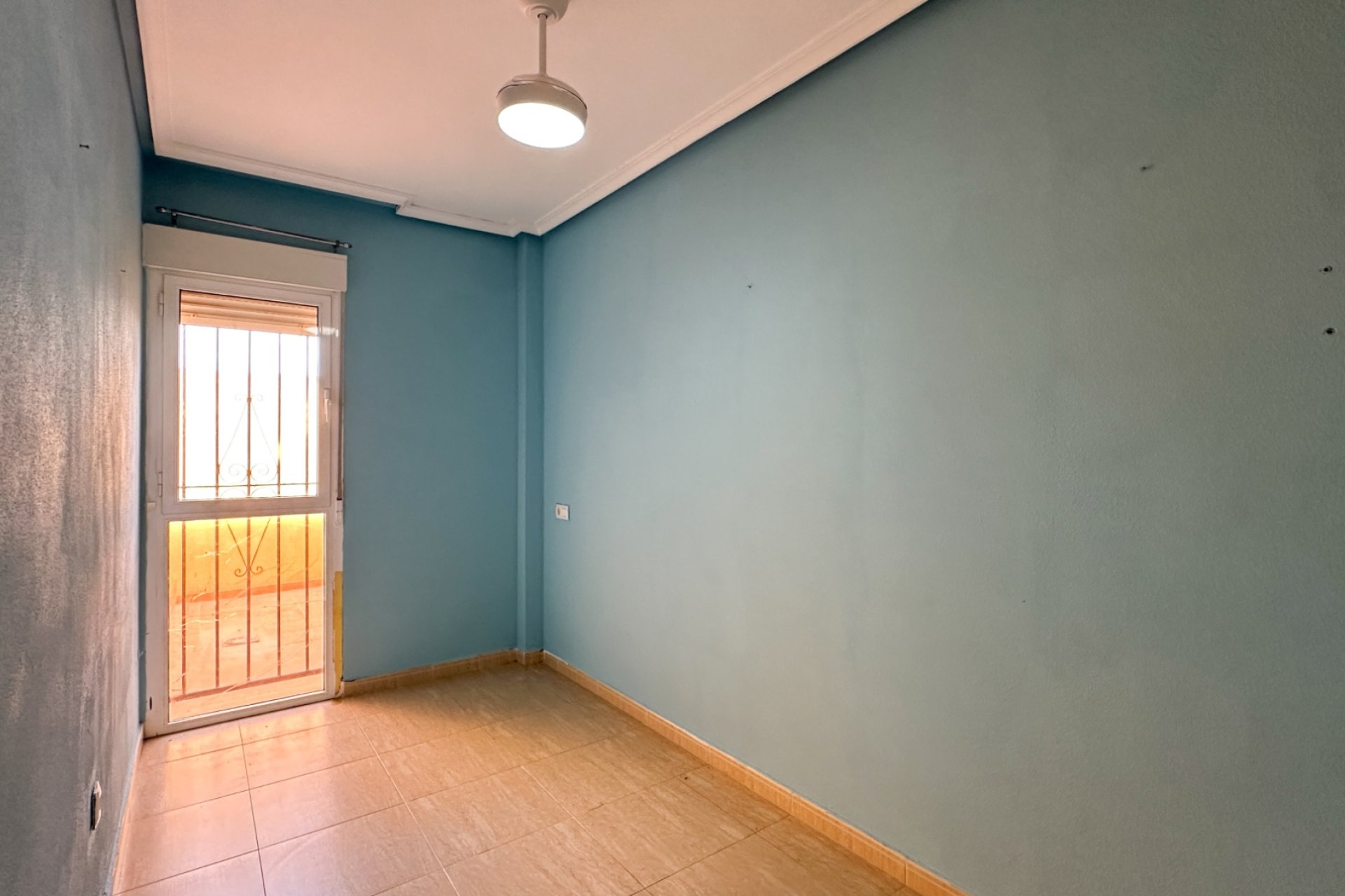 Resale - Bungalow -
Daya Nueva - Costa Blanca Sur