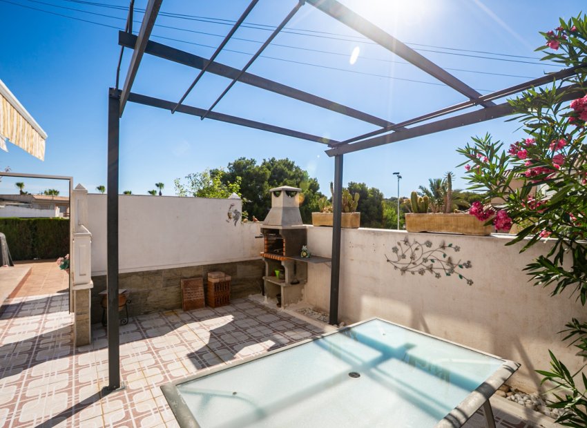 Resale - Bungalow -
Los Balcones - Los Balcones - Los Altos del Edén