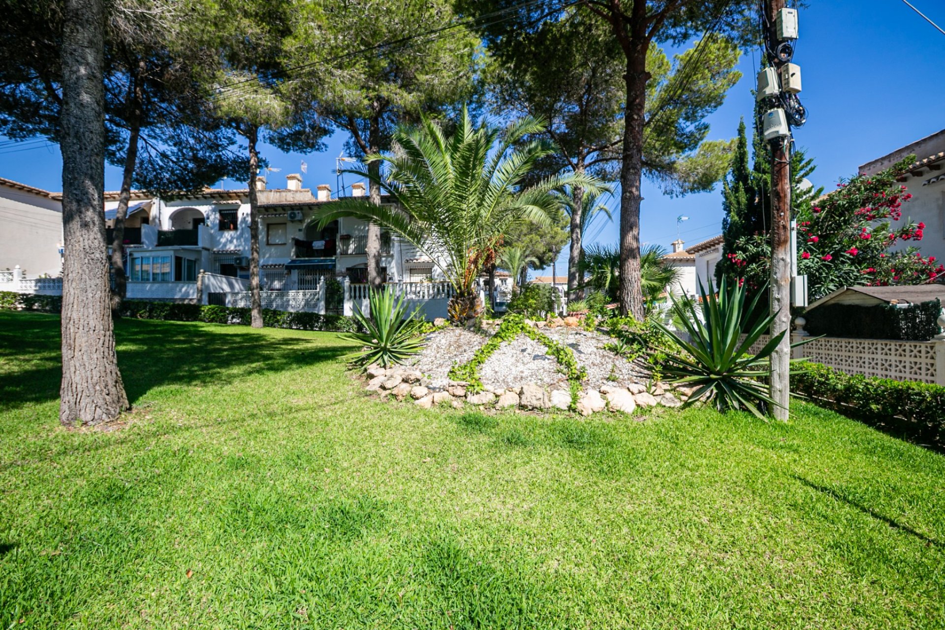 Resale - Bungalow -
Los Balcones - Los Balcones - Los Altos del Edén