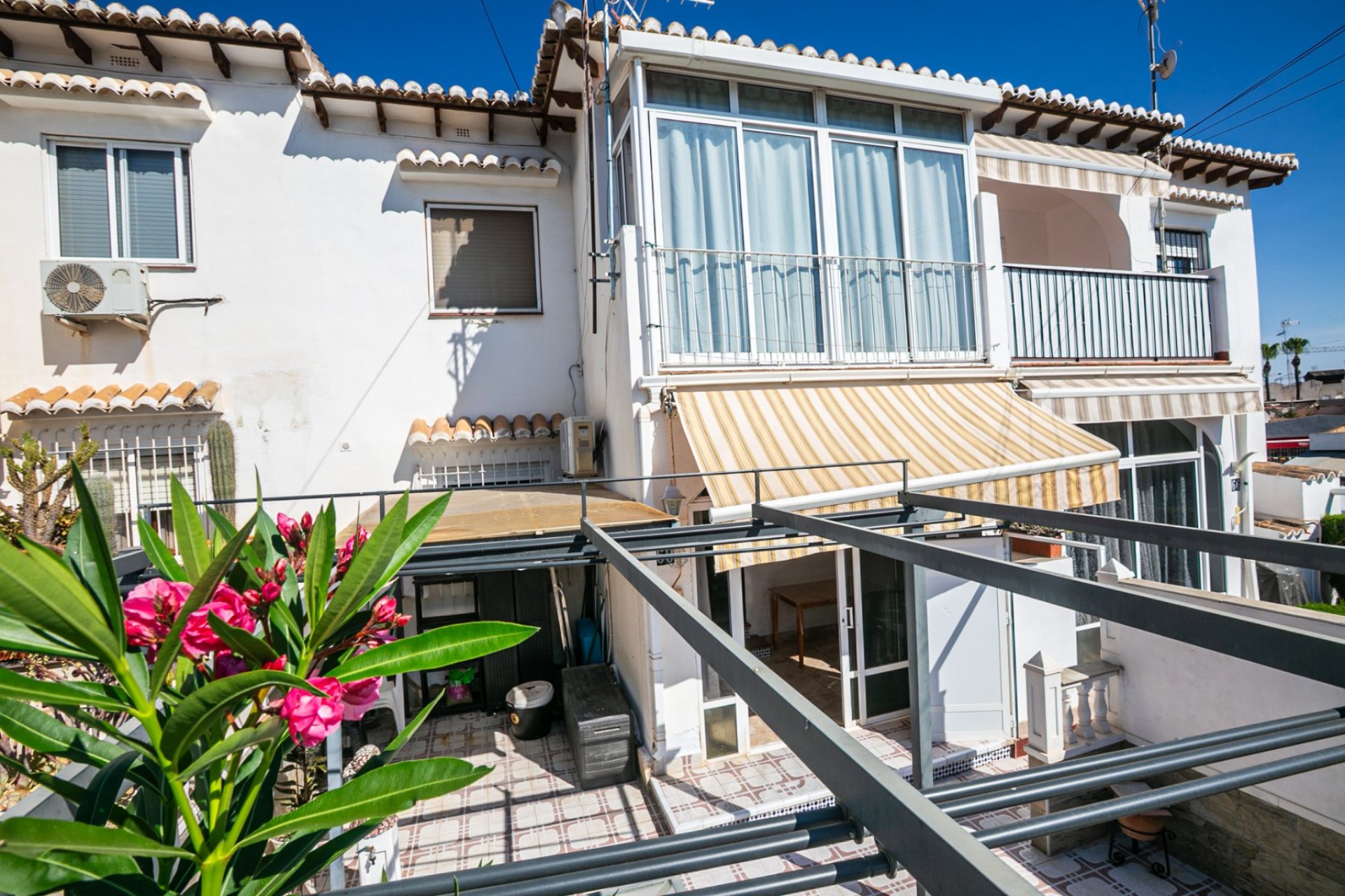 Resale - Bungalow -
Los Balcones - Los Balcones - Los Altos del Edén