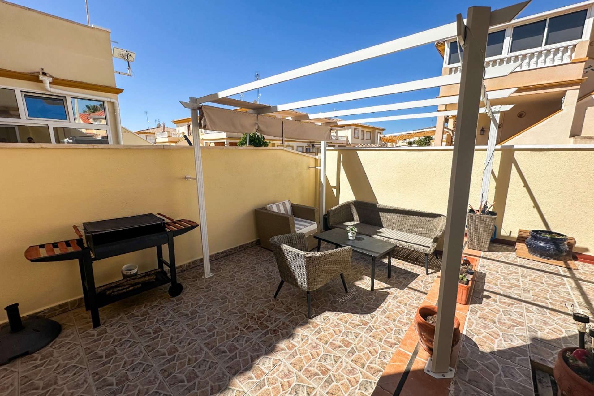 Resale - Bungalow -
Orihuela Costa - Lomas de Cabo Roig