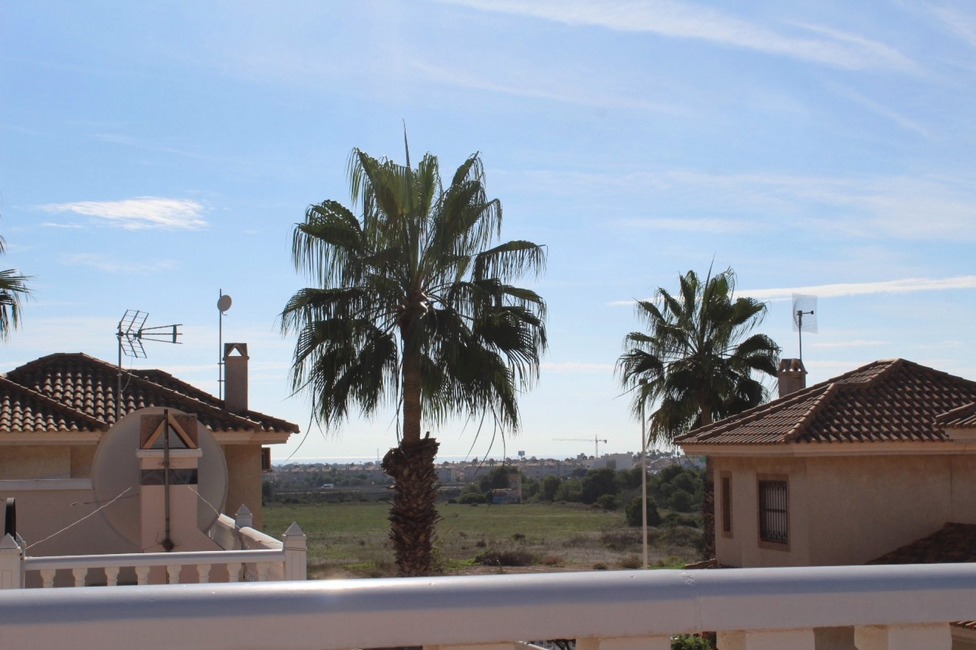 Resale - Bungalow -
Orihuela Costa - Los Dolses