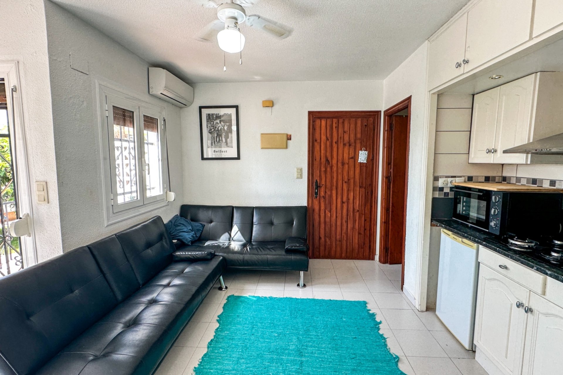 Resale - Bungalow -
San Miguel de Salinas - Bellavista