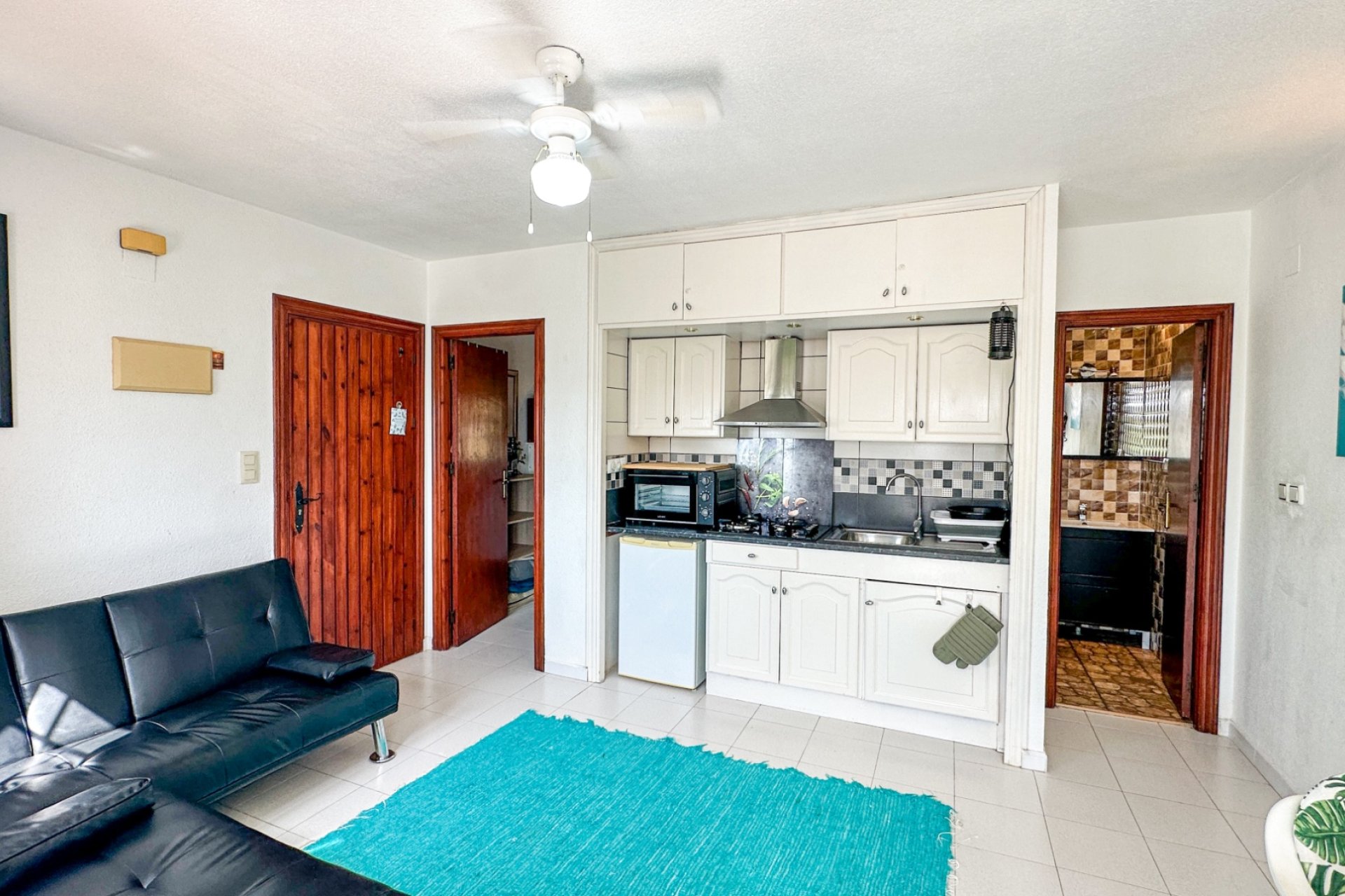 Resale - Bungalow -
San Miguel de Salinas - Bellavista