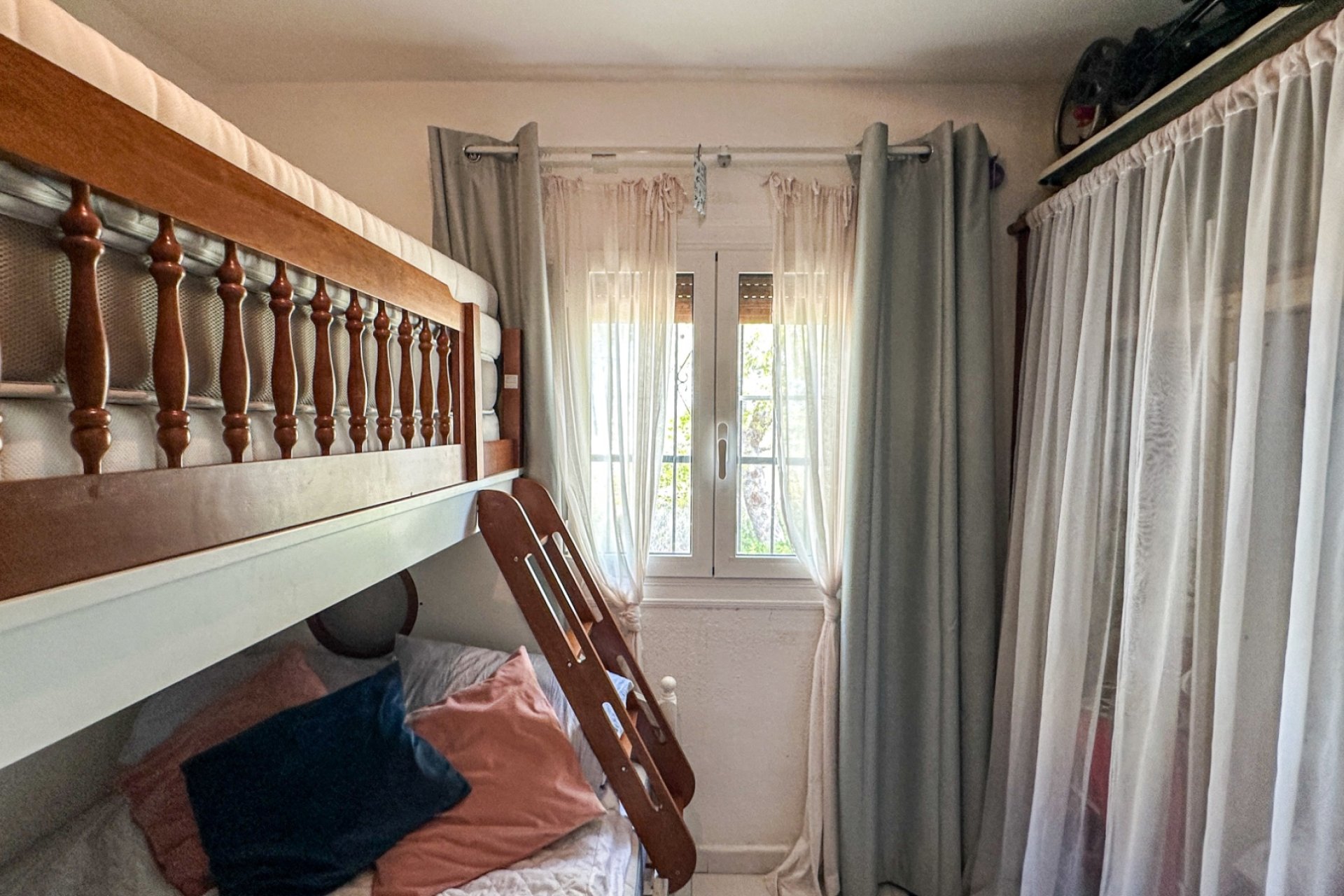 Resale - Bungalow -
San Miguel de Salinas - Bellavista