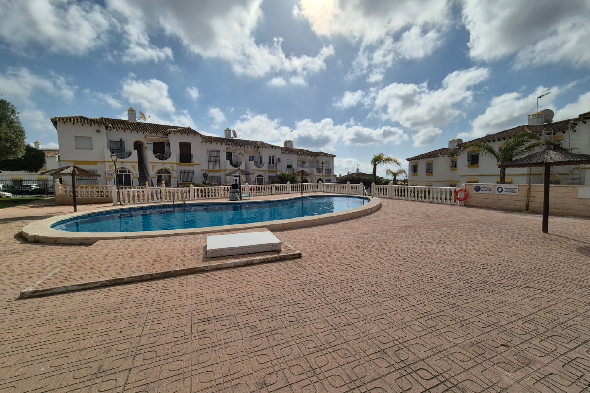Resale - Bungalow -
San Miguel de Salinas - Costa Blanca Sur