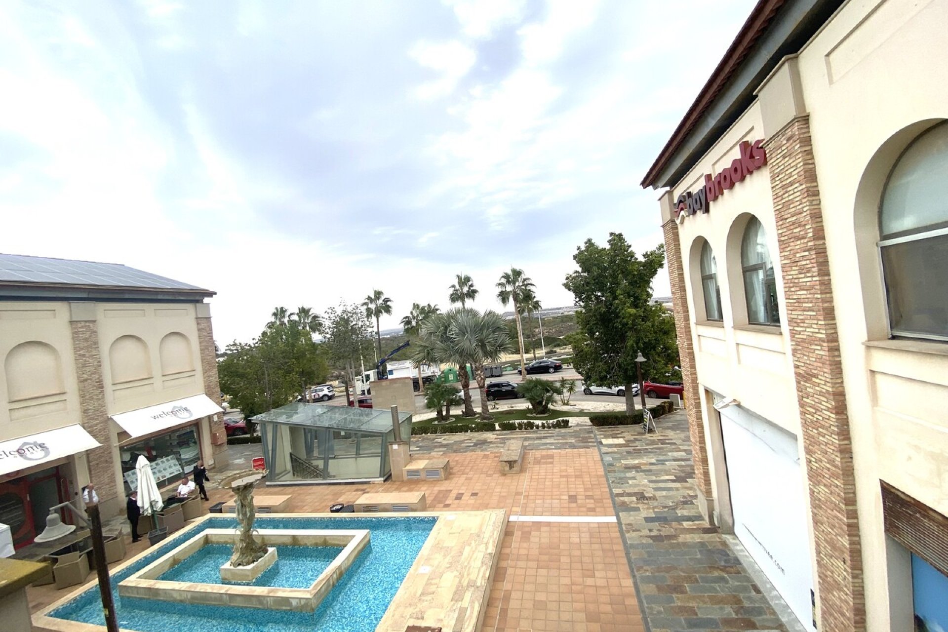 Resale - Commercial -
Algorfa - Inland